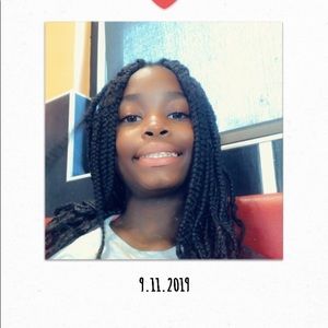 Meet your Posher, Kayla